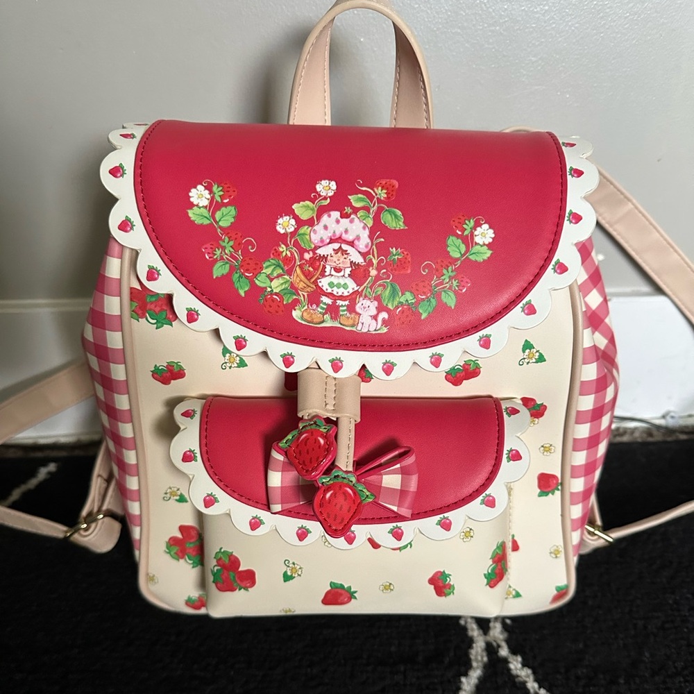 Strawberry Short Cake Print Backpack - Red and Cream